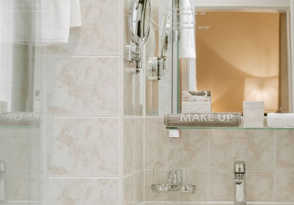 Bathroom Hotel Erzherzog Rainer