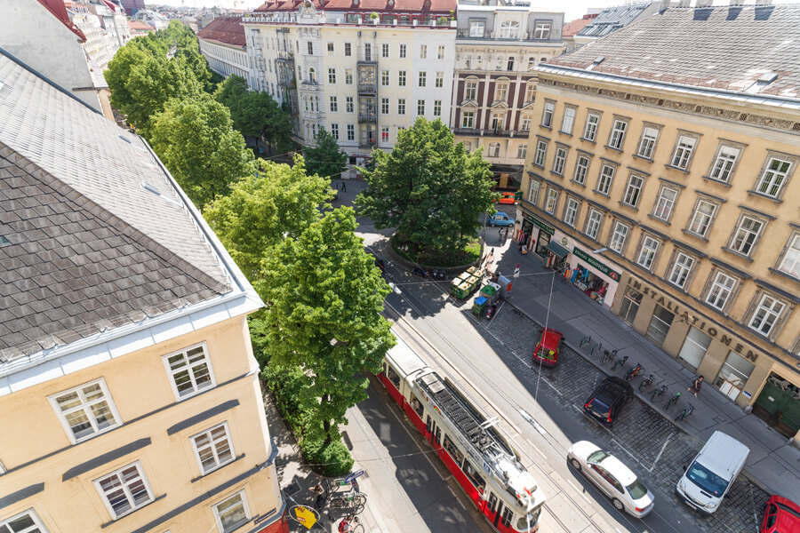 Wiedner Haupstraße in Wien von oben